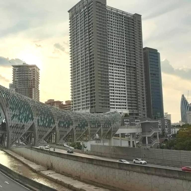 クアラルンプールLegasi Kampung Baru By Twenty7アパートメント エクステリア 写真
